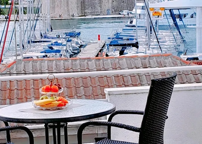 Апартаменты Angel Sea View *